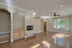 1821 W 37th St, Austin, TX 78731 - Photo 8