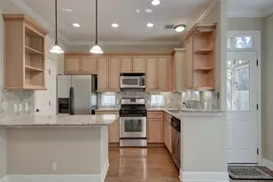 1821 W 37th St, Austin, TX 78731 - Photo 10