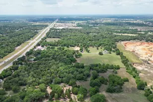 660 E Hwy 290 Hwy E, Elgin, TX 78621 - Photo 10