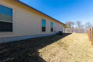 271 Joanne Loop Loop, Buda, TX 78610 - Photo 26