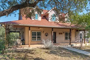 2471 Oak Run Dr, Wimberley, TX 78676 - Photo 4