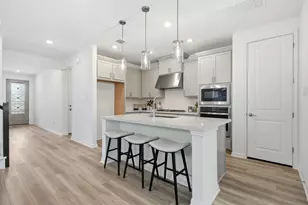 717 Tradewinds Wy, Georgetown, TX 78628 - Photo 2