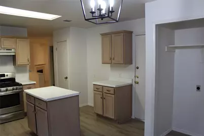 810 Minturn Lane, Austin, TX 78748 - Photo 14