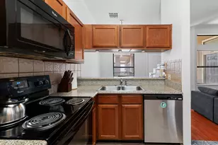 2802 Nueces St, Austin, TX 78705 - Photo 6