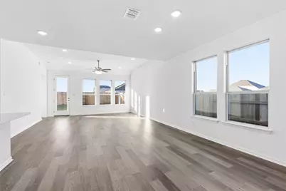 13804 Tucker Hedge Pass, Elgin, TX 78621 - Photo 6