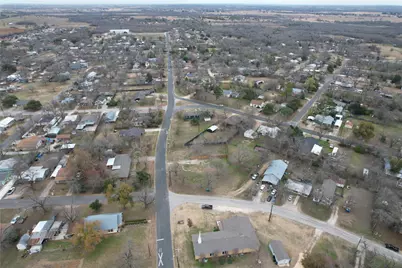 305 Lexington Road, Elgin, TX 78621 - Photo 18