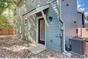 2821 Castro St, Austin, TX 78702 - Photo 26