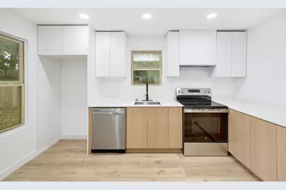 2404 Santa Rita Street, Austin, TX 78702 - Photo 10