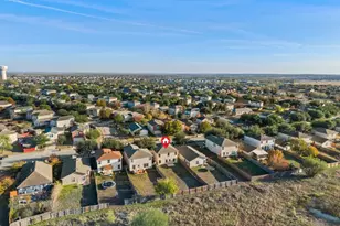 1189 Shadow Creek Blvd, Buda, TX 78610 - Photo 26