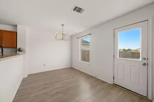 1189 Shadow Creek Blvd, Buda, TX 78610 - Photo 8