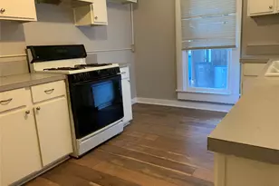 416 Shaw St, Taylor, TX 76574 - Photo 14