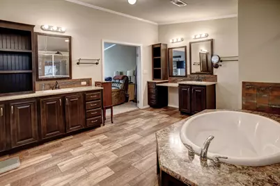 1024 Sand Hills Road, Red Rock, TX 78662 - Photo 20