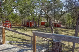 1024 Sand Hills Rd, Red Rock, TX 78662 - Photo 4
