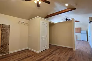 1024 Sand Hills Rd, Red Rock, TX 78662 - Photo 34