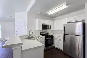 300 Tamara Dr, Georgetown, TX 78628 - Photo 8