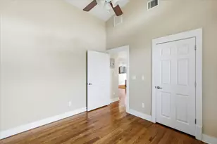 1415 W 51st St, Austin, TX 78756 - Photo 14