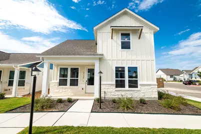 2136 Hofstaat Street, New Braunfels, TX 78130 - Photo 2