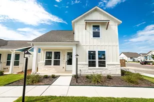 2136 Hofstaat St, New Braunfels, TX 78130 - Photo 2