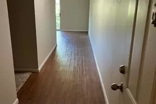 1401 E 4th St, Austin, TX 78702 - Photo 8