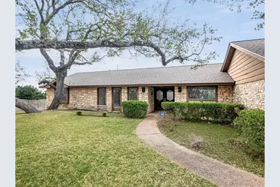 4505 Deepwoods Drive, Austin, TX 78731 - Photo 2