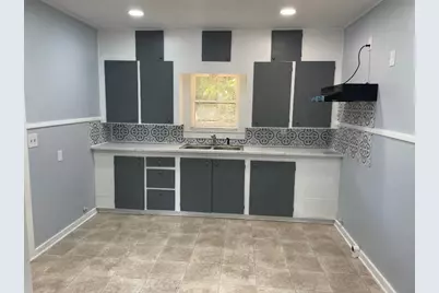 439 East Lafayette Street, La Grange, TX 78945 - Photo 4