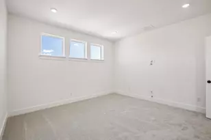 8712 Peristyle Dr, Austin, TX 78744 - Photo 14