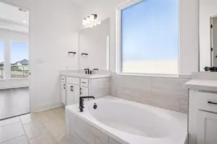 8712 Peristyle Dr, Austin, TX 78744 - Photo 22