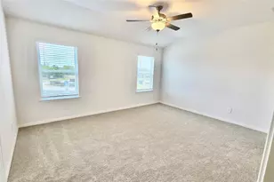 1850 Settlers Glen Dr, Round Rock, TX 78665 - Photo 4