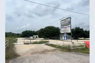 4116, 4118, 4124 N State Highway 46, Seguin, TX 78155 - Photo 2