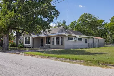 488 Seventh St, Somerville, TX 77879 - Photo 2