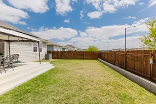 307 Watercourse Wy, Bastrop, TX 78602 - Photo 26