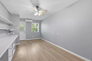 2910 Medical Arts St, Austin, TX 78705 - Photo 12