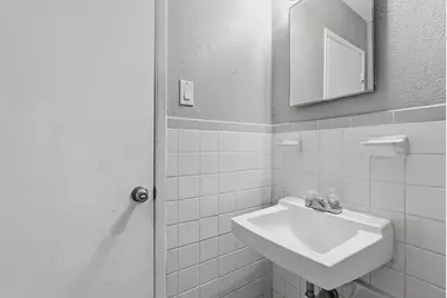 2910 Medical Arts Street #101-B, Austin, TX 78705 - Photo 14