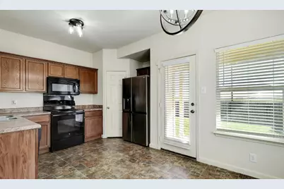 409 Teron Drive, San Marcos, TX 78666 - Photo 6
