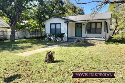 110 E 8th Street, Elgin, TX 78621 - Photo 1