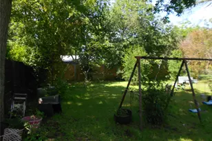 1405 Karen Ave, Austin, TX 78757 - Photo 30