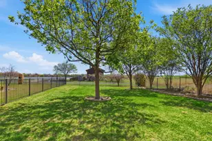 101 Hammerstone Cove, Georgetown, TX 78628 - Photo 22