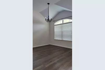 100 Maplewood S, Kyle, TX 78640 - Photo 4