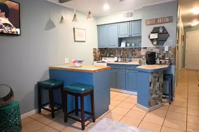 3938 Surfside Boulevard #1318, Corpus Christi, TX 78402 - Photo 2