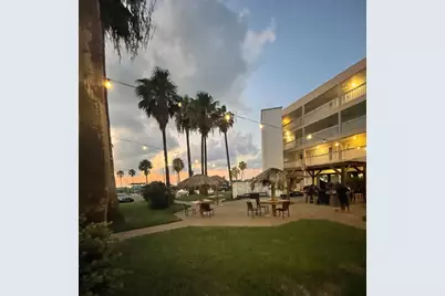 3938 Surfside Boulevard #1318, Corpus Christi, TX 78402 - Photo 12