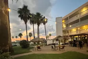 3938 Surfside Blvd, Corpus Christi, TX 78402 - Photo 12