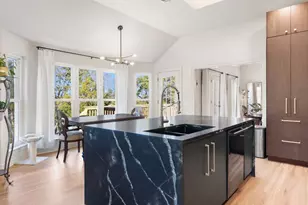 123 Clubhouse Dr, Lakeway, TX 78734 - Photo 10