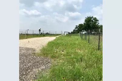 1672 Sayers Tract 2 Road, Bastrop, TX 78602 - Photo 8