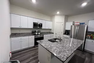 309 Redfish Ln, Hutto, TX 78634 - Photo 4