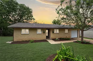 8204 Kellog Ct, Austin, TX 78745 - Photo 2