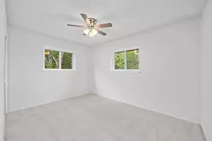 8204 Kellog Ct, Austin, TX 78745 - Photo 14