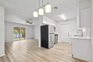 8204 Kellog Ct, Austin, TX 78745 - Photo 8