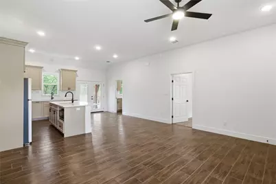 495 Cypress Trail Loop, Rockdale, TX 76567 - Photo 10