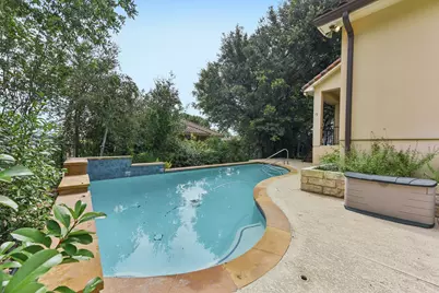 11213 Woodland Hills Trail, Austin, TX 78732 - Photo 2
