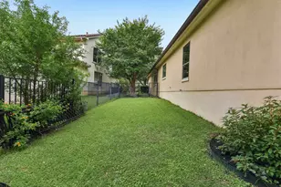 11213 Woodland Hills Trail, Austin, TX 78732 - Photo 28
